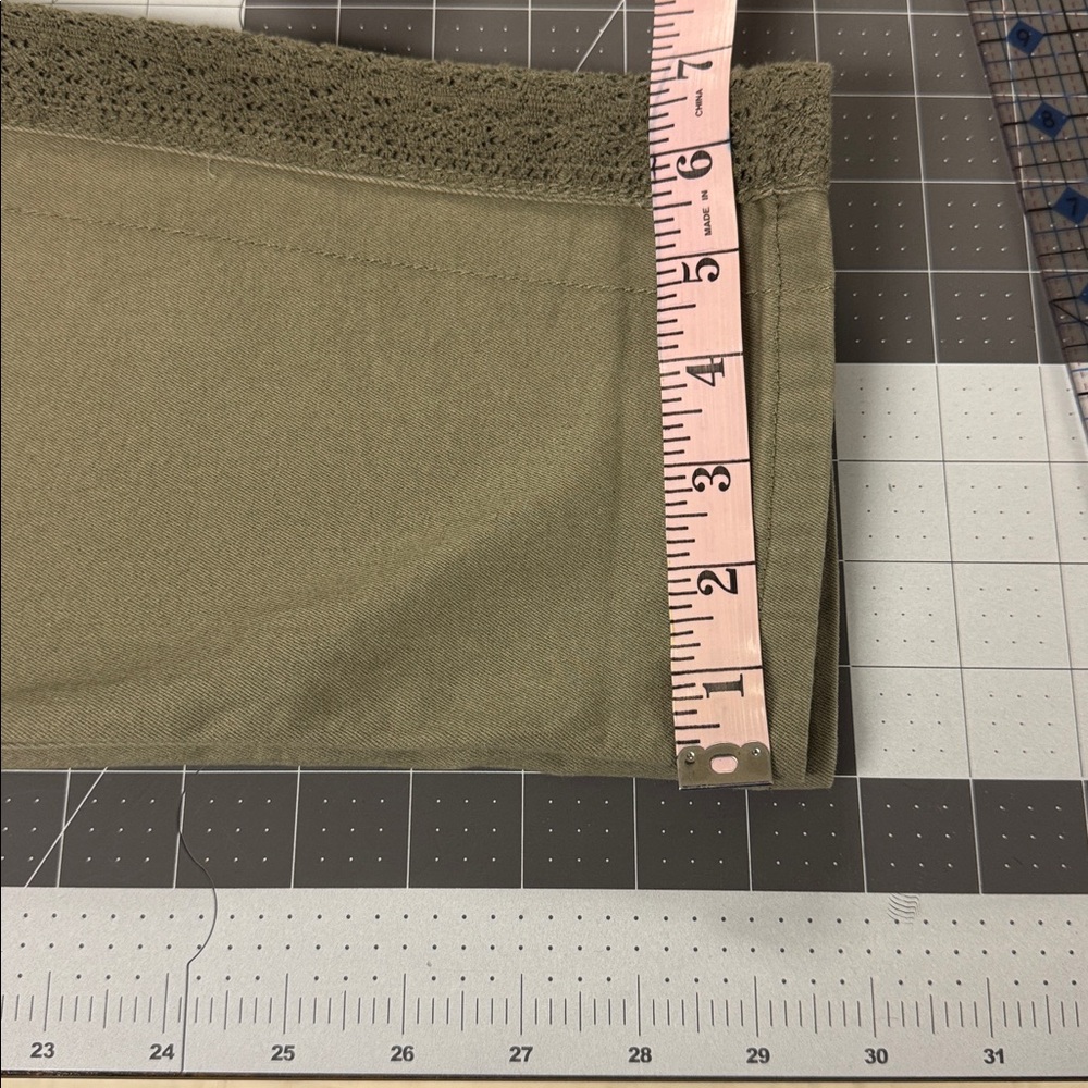 Democracy Olive Cargo Pants - Picture 7 of 7